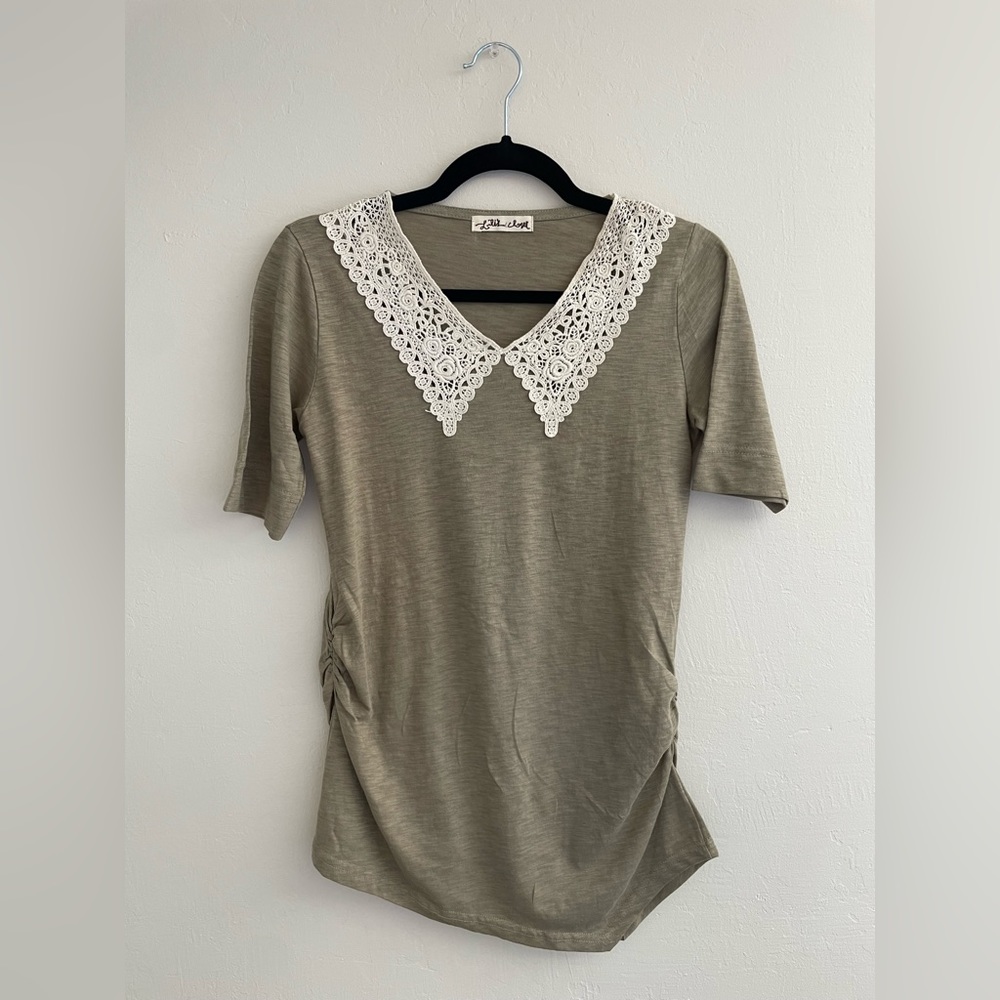 Slub Ruched Side TShirt with Lace Collar and asymmetrical hem NWOT